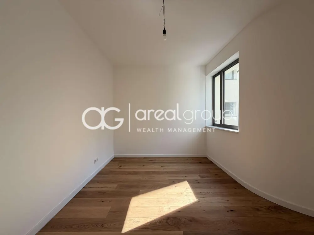 Großzügig & lichtdurchflutet: Neubauwohnung mit besonderer Architektur