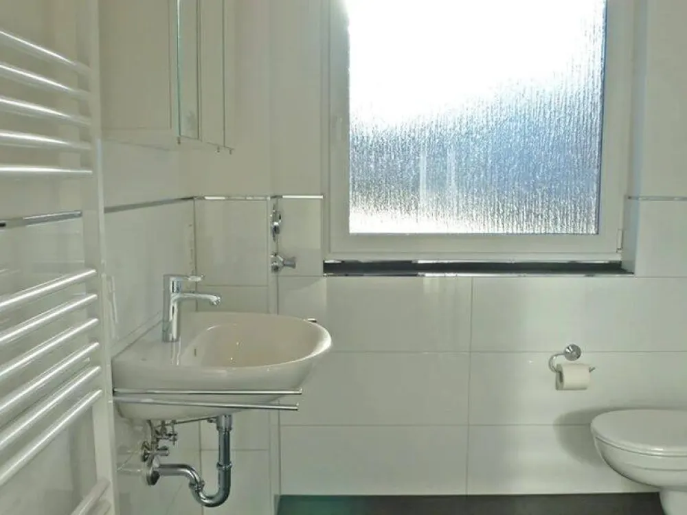 Longerich; Sanierte 3-Zimmerwohnung im Hochparterre!