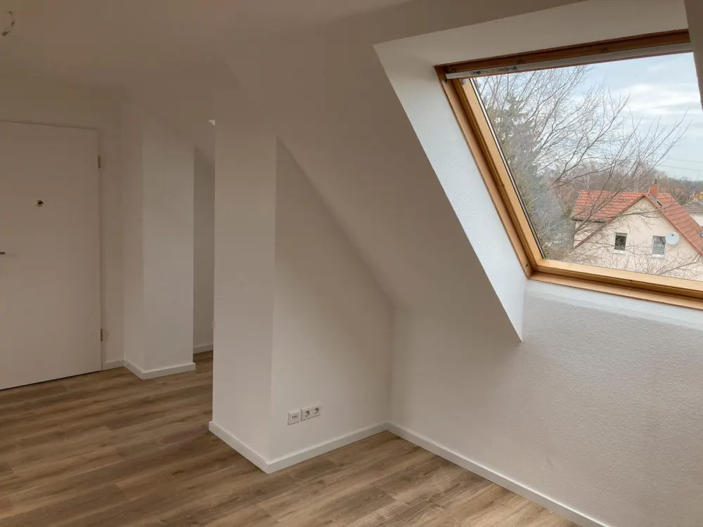 Lichtdurchflutete 1-Zimmer-Dachgeschosswohnung