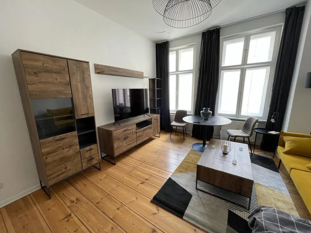 Neu renoviert, voll möbliert, 1 Zi. Whg, all inclusive Miete, befristet