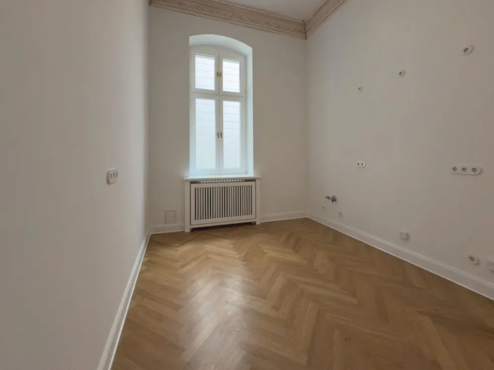 Befristet für 1,5 Jahre: Hochwertig sanierte 3-Zimmerwohnung mit ca. 96 m² im Riehmers Hofgarten