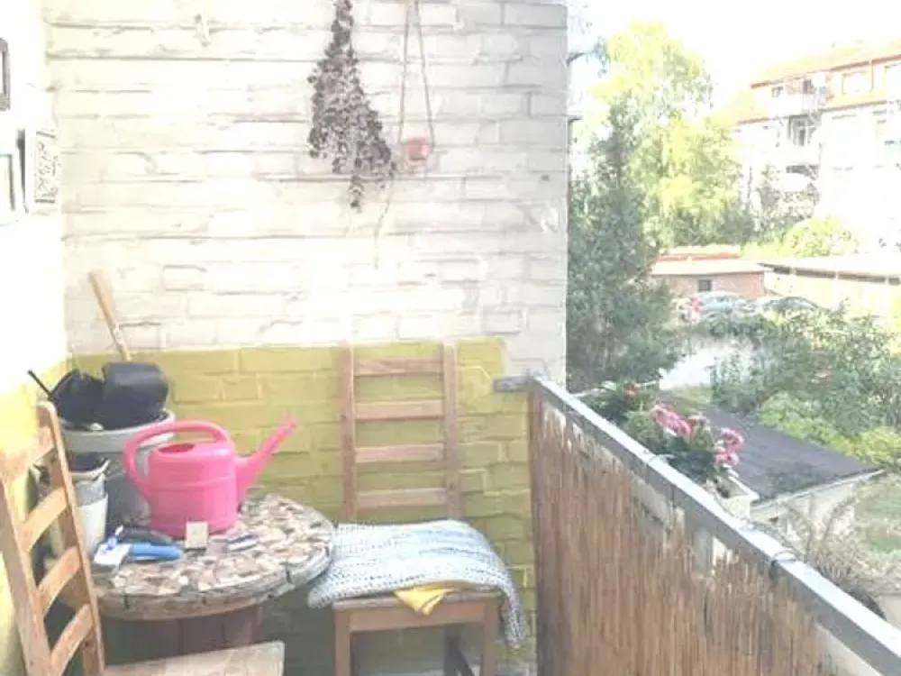 Gepflegte, großzügige 2-Zimmer-Altbauwohnung mit Balkon in guter Stadtlage, Offenbach am Main