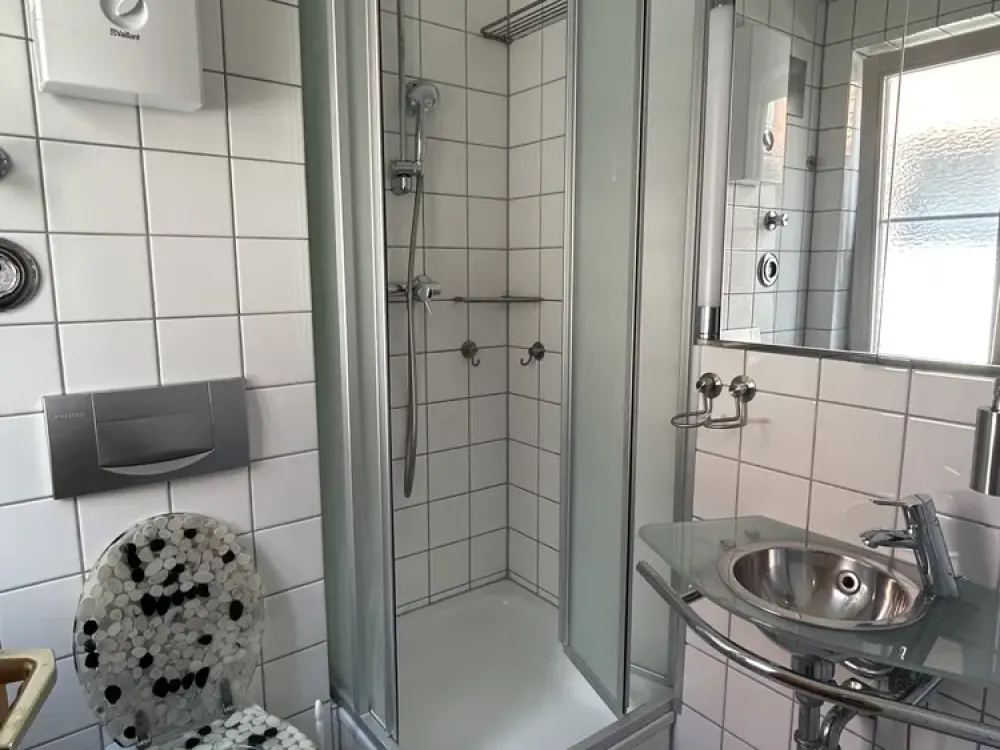 Stuttgart-Weilimdorf 1-Zimmerwohnung, Vollmobeliert