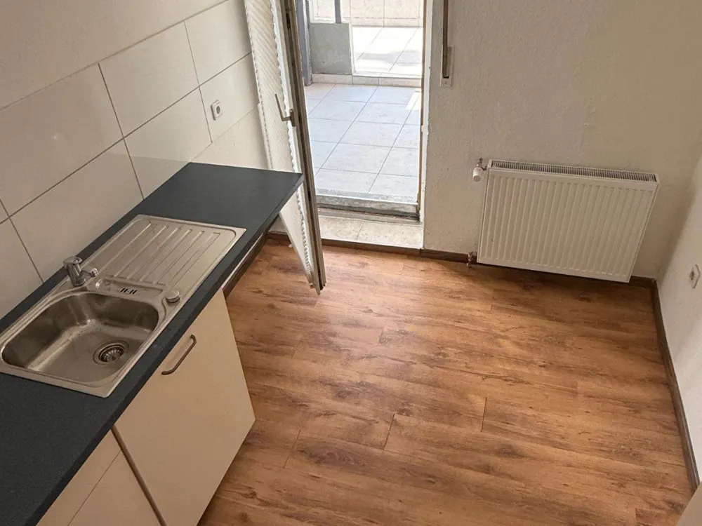 Möblierte 1-Zimmer-Wohnung mit großer Terrasse