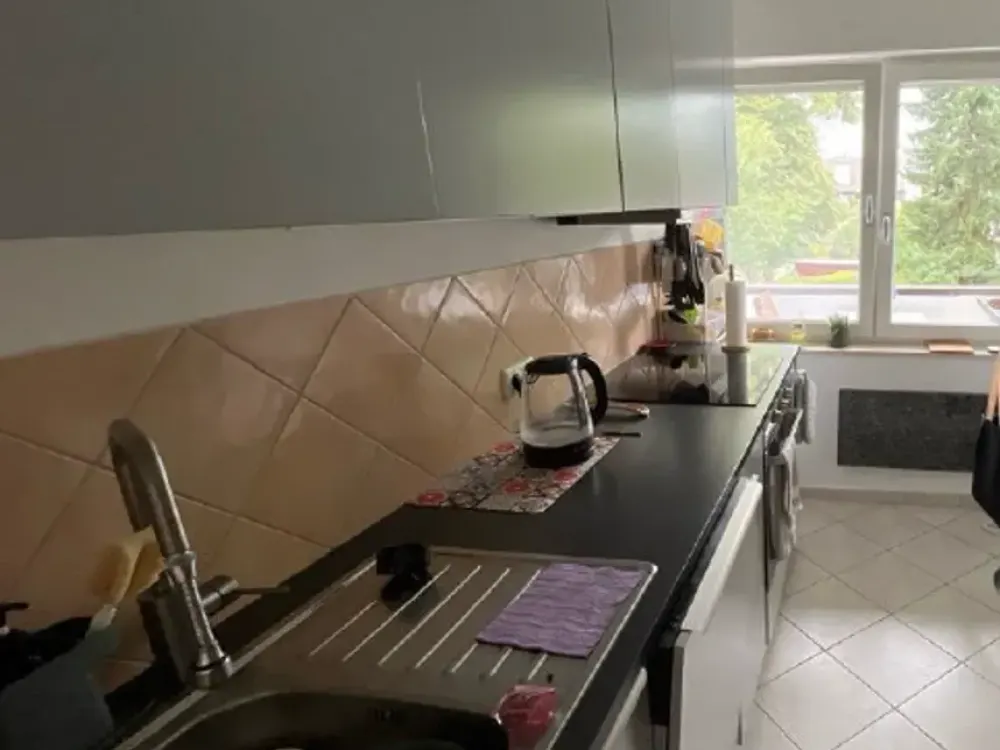 Helle 2-Zimmer-Wohnung mit großem Balkon