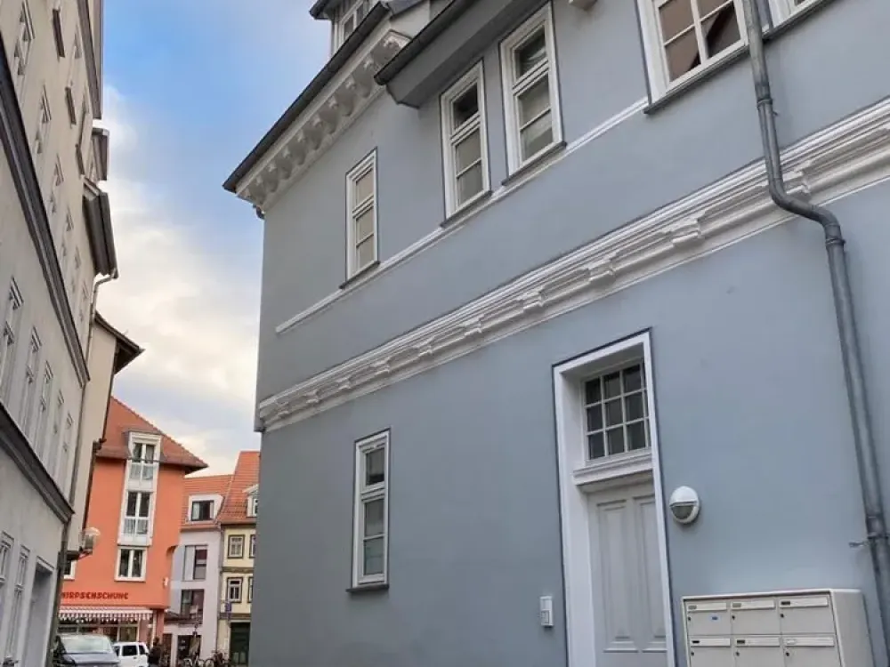 Cozy 2-Room Apartment in the Old Town incl. Garage in the Courtyard