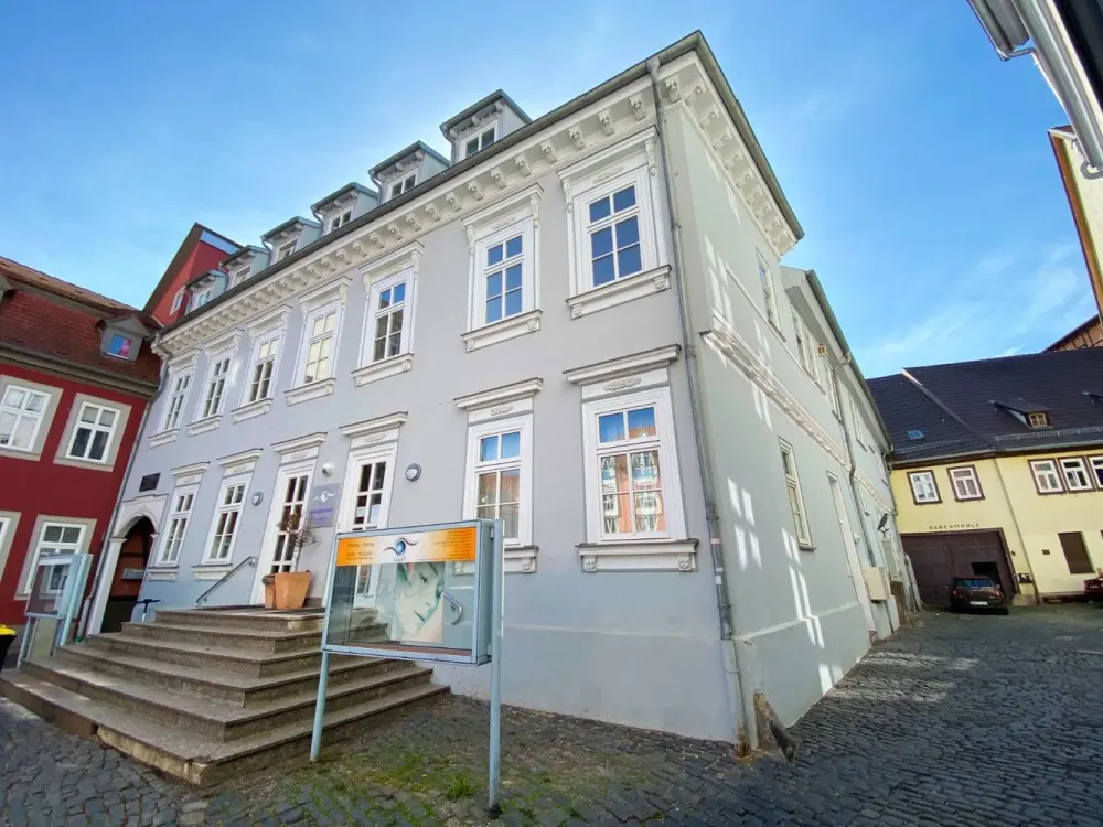 Cozy 2-Room Apartment in the Old Town incl. Garage in the Courtyard