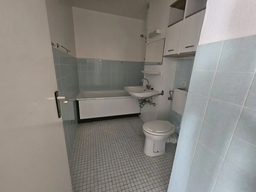 Zentral wohnen in der Innenstadt - 2-Zimmer-Wohnung mit Balkon & Einbauküche