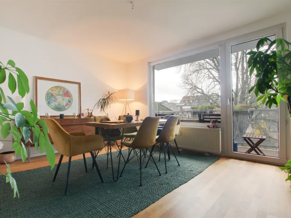 Charmante 2,5-Zimmer-Wohnung mit Balkon im Ostend Nähe Zoo