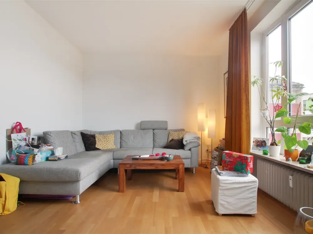 Charmante 2,5-Zimmer-Wohnung mit Balkon im Ostend Nähe Zoo