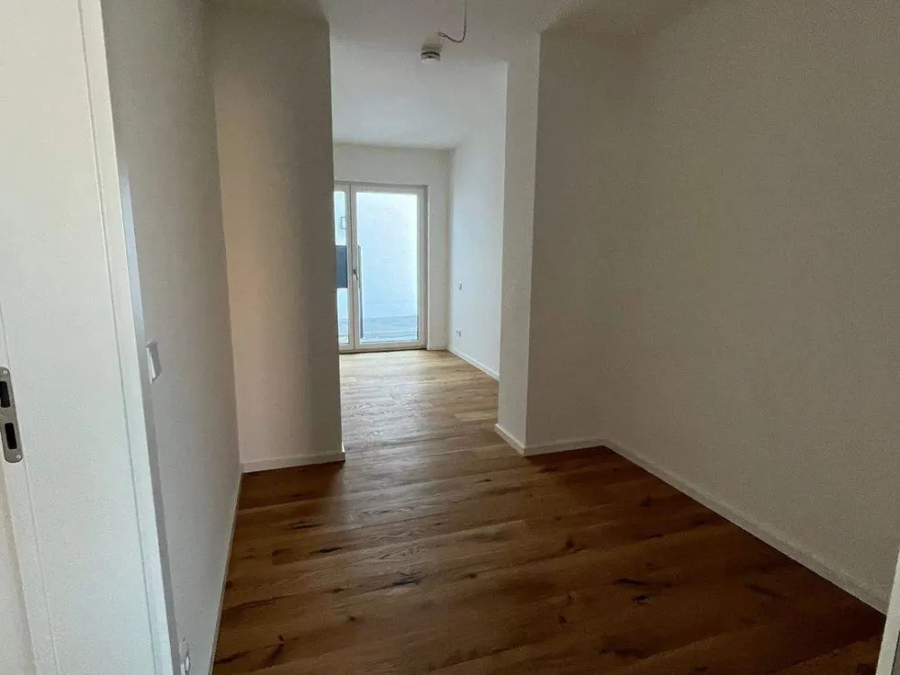LUXURIÖSER NEUBAU - BESTLAGE LAUFAMHOLZ
