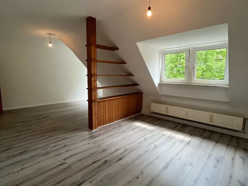 Renovierte Dachgeschoss Wohnung in der Bebelstraße Hagen/Haspe