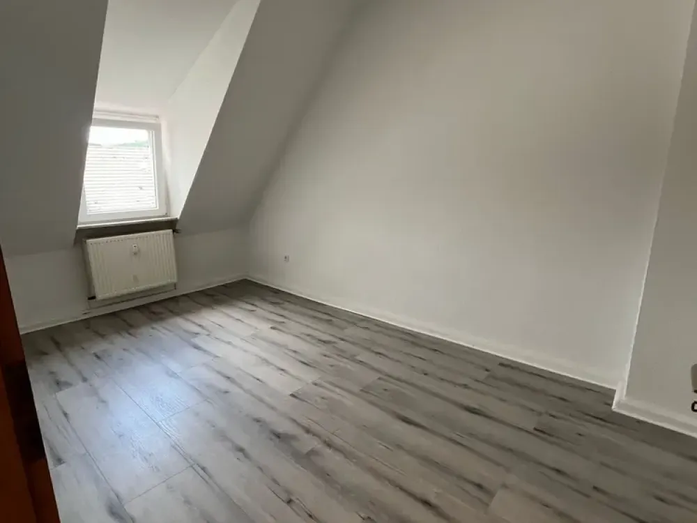Renovierte Dachgeschoss Wohnung in der Bebelstraße Hagen/Haspe
