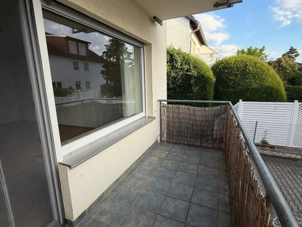 2 Zimmer Wohnung in Weiterstadt mit Einbauküche und Klimaanlage