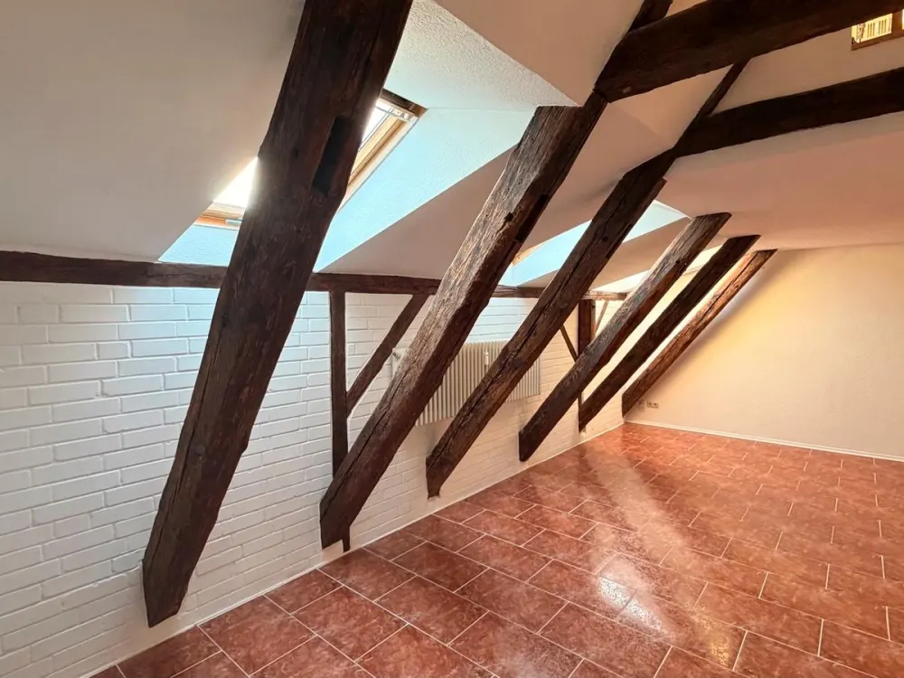 Unique 2.5-Room Maisonette Apartment in the Eastern Old Town