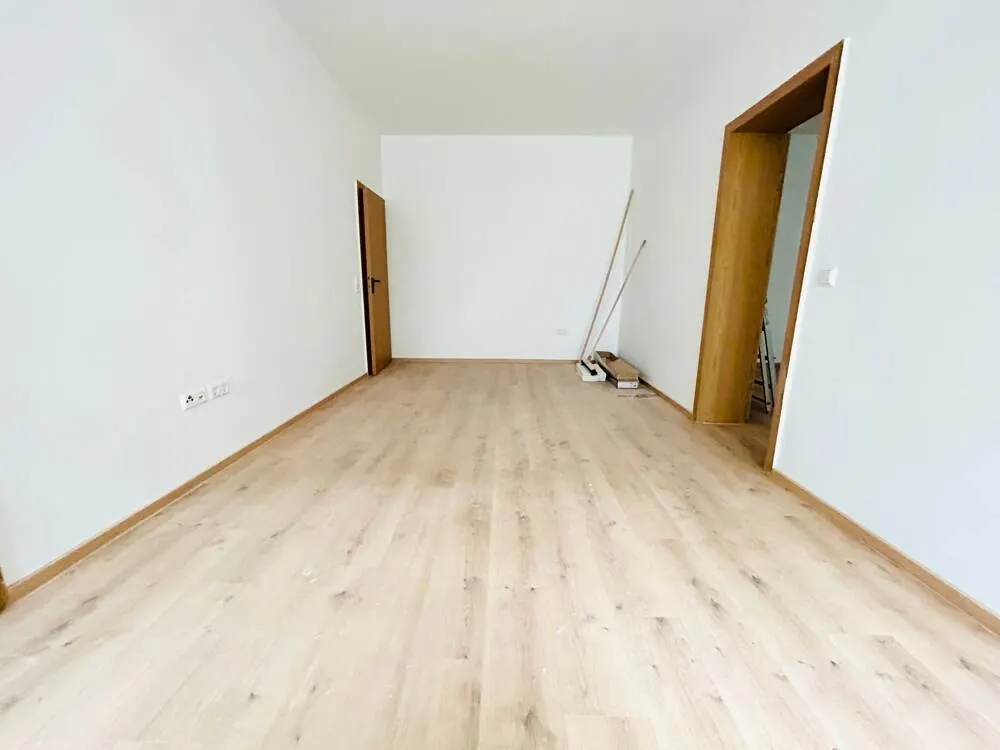 frisch sanierte zentrumsnahe 2-Zimmer-Wohnung mit Balkon in Leipzig / Südvorstadt