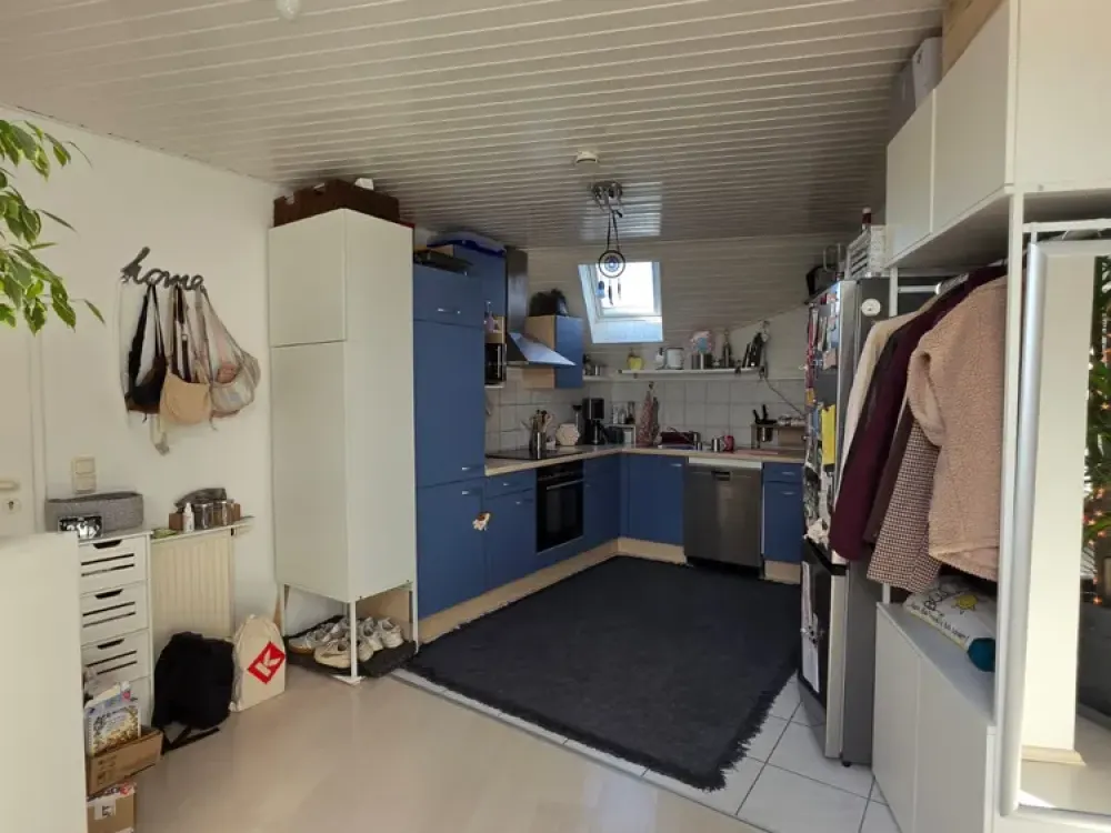 Living with Character: 2.5-Room Attic Apartment in Büttelborn