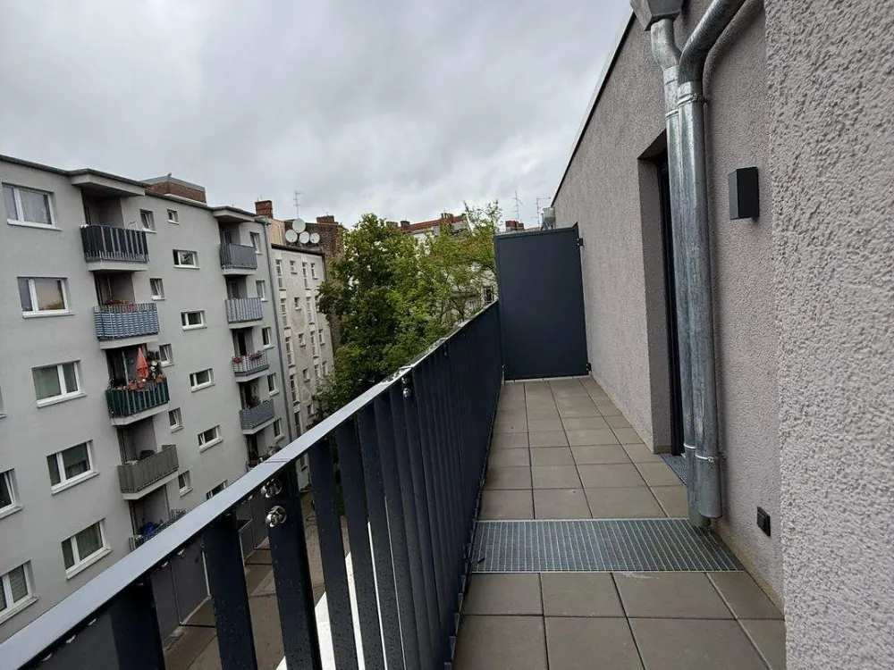 2-Zimmer-Neubau, zentral, Penthouse, 4. OG, Erstbezug, ruhige Lage im Hinterhof