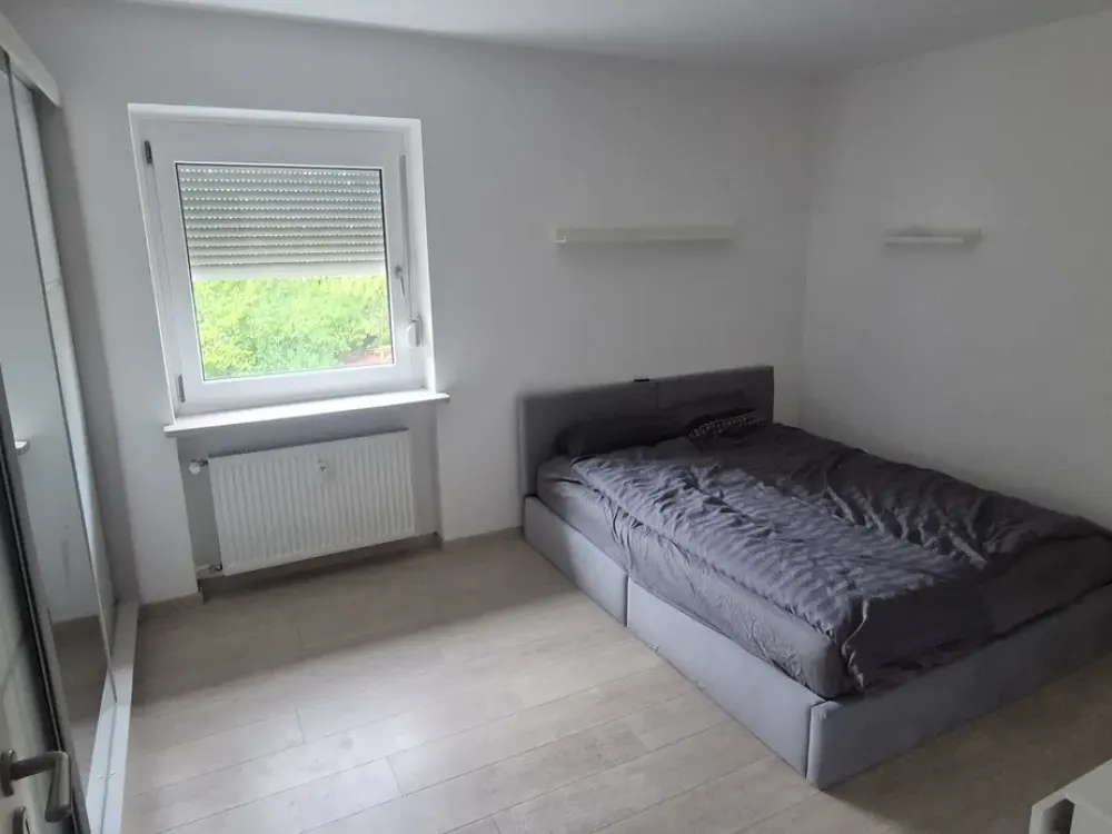 Shared Apartment Room