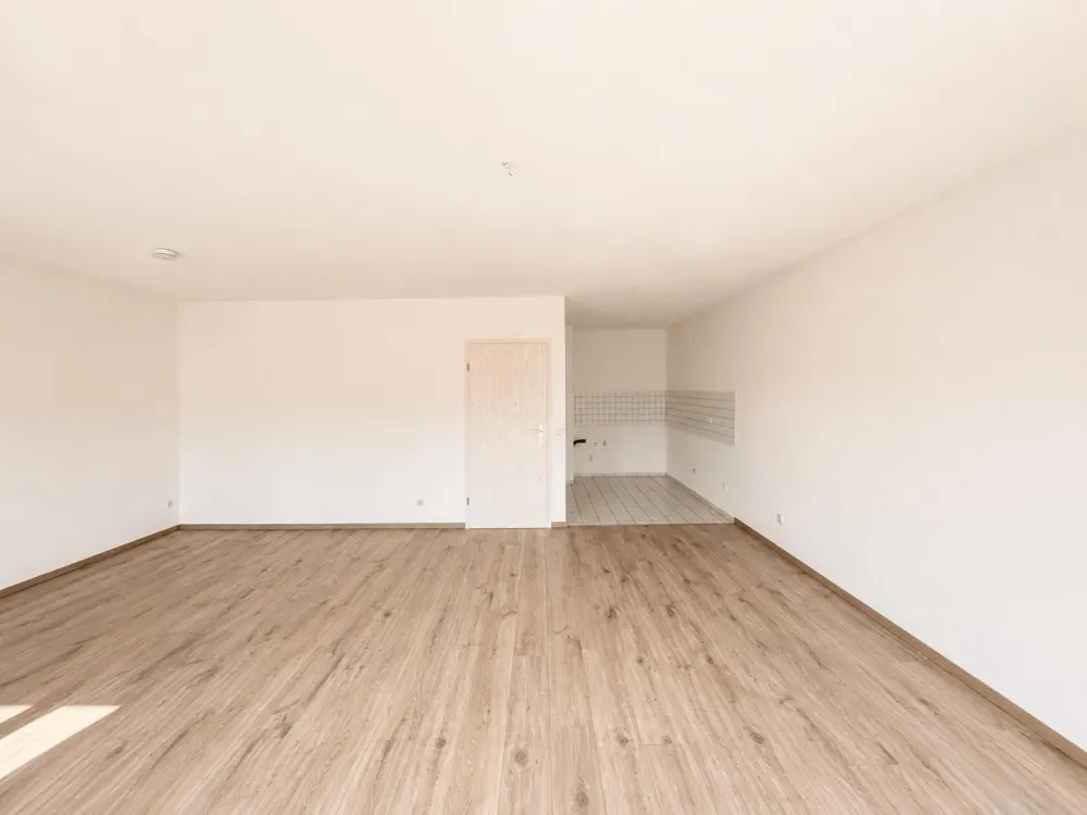 moderne 80m²- Wohnung im Maisonettestil mit großem Wohnzimmer + Balkon!