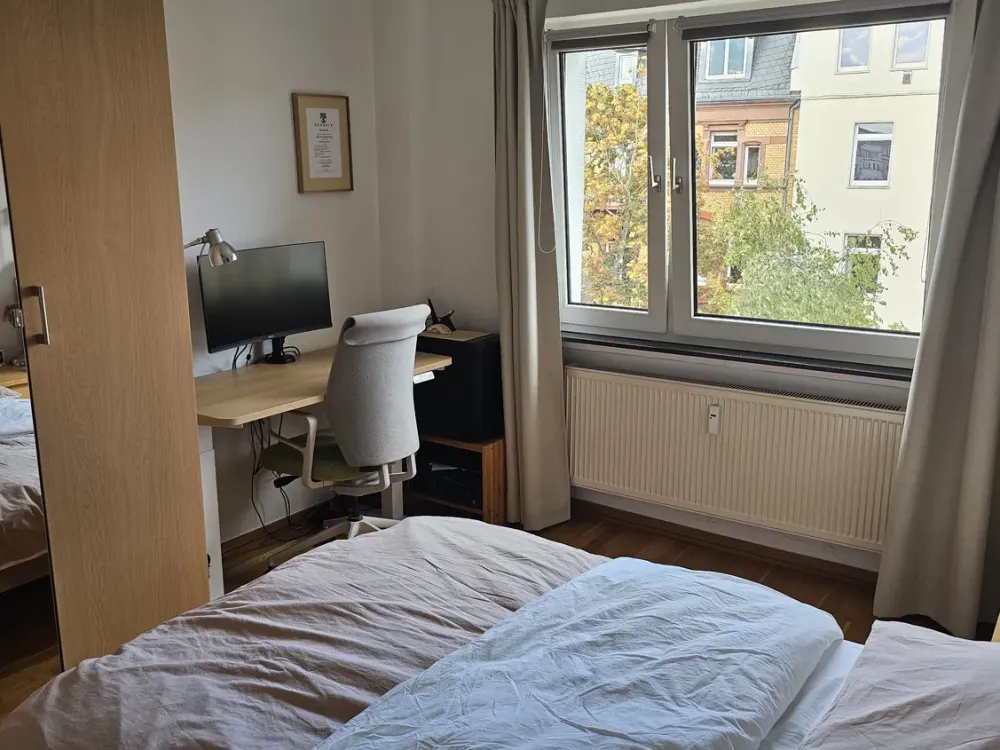Helle Wohnung mit Balkon im Nordend-Ost