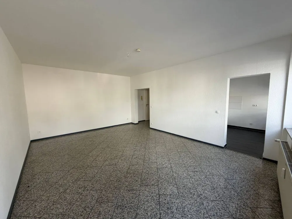 Helle und geräumige 2-Zimmer-Wohnung in Nürnberg