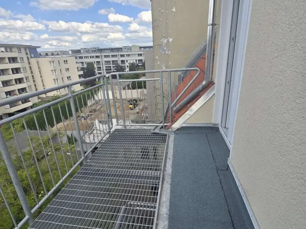 Erstbezug nach Ausbau, Moderne 3-Zimmer-Wohnung mit 2 Balkonen