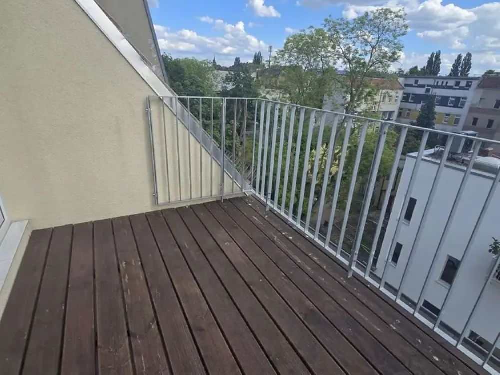 Erstbezug nach Ausbau, Moderne 3-Zimmer-Wohnung mit 2 Balkonen
