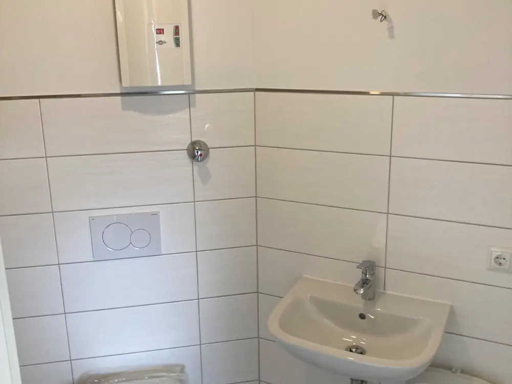 kleine Dachgeschosswohnung mit Küche