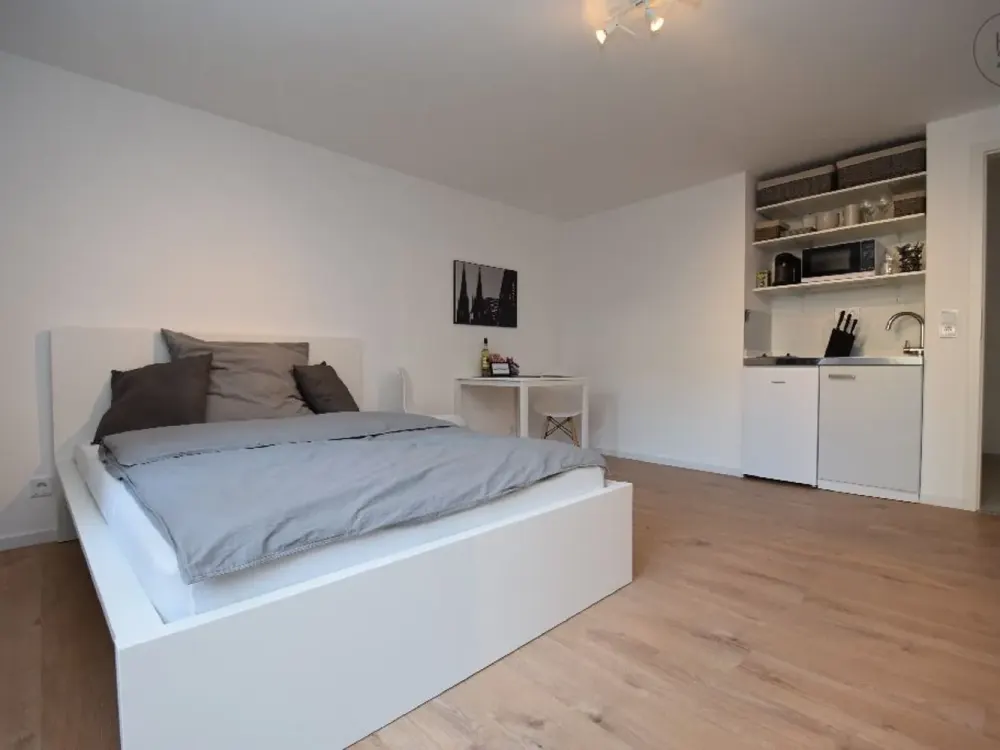 Möbliertes Apartment Nähe Barbarossaplatz