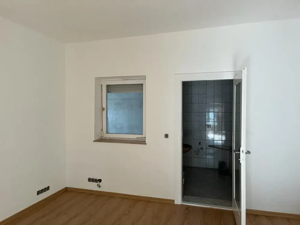Geschmackvolle Wohnung mit drei Zimmern in Dachau