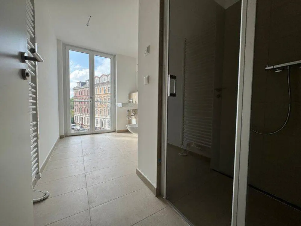 *Erstbezug*: Geräumige 2-Zimmer-Wohnung mit hochwertiger EBK und Tageslichtbad mit Dusche
