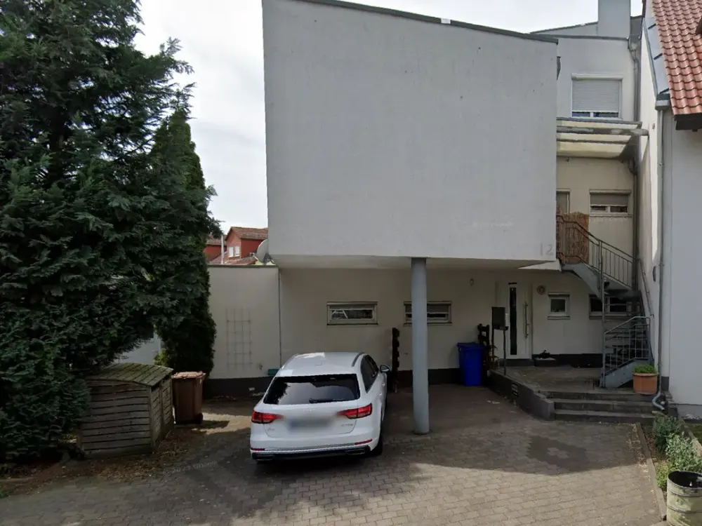 Großzügige 5-Zimmer-Maisonettewohnung mit Garten und besonderem Wohnambiente