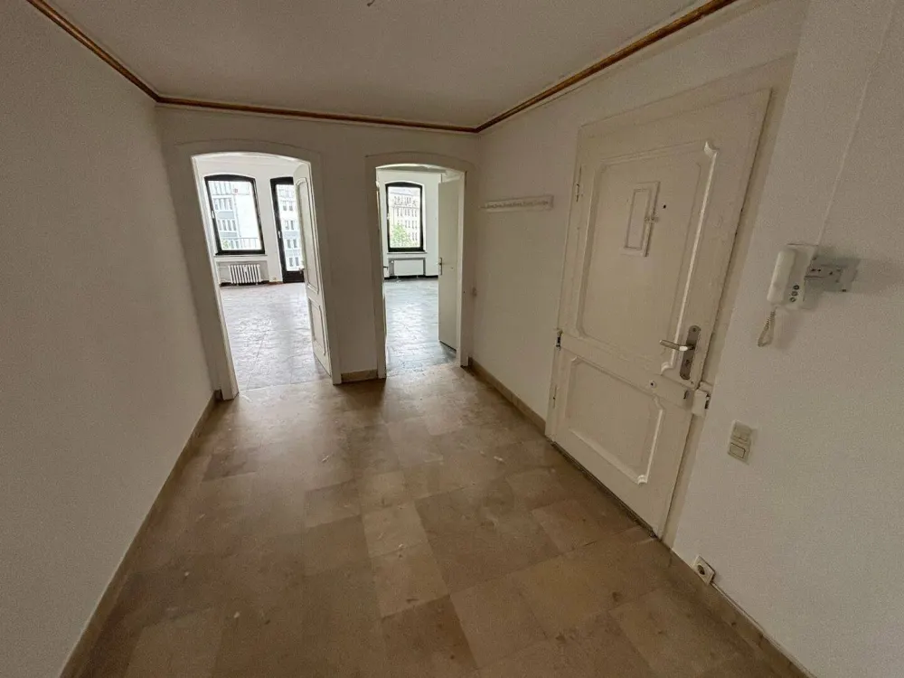 Traumwohnung mit Ausblick und großer Dachterrasse mitten in Düsseldorf