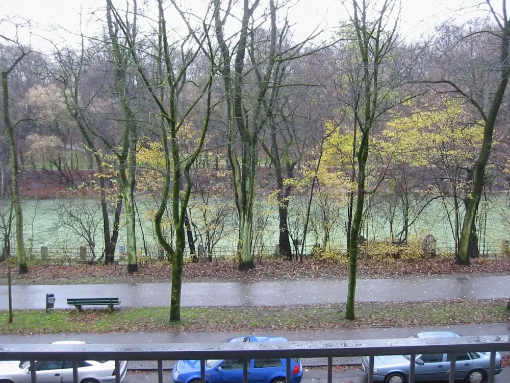 großzügige 3-Zimmer Wohnung mit Isarblick Nähe Englischer Garten