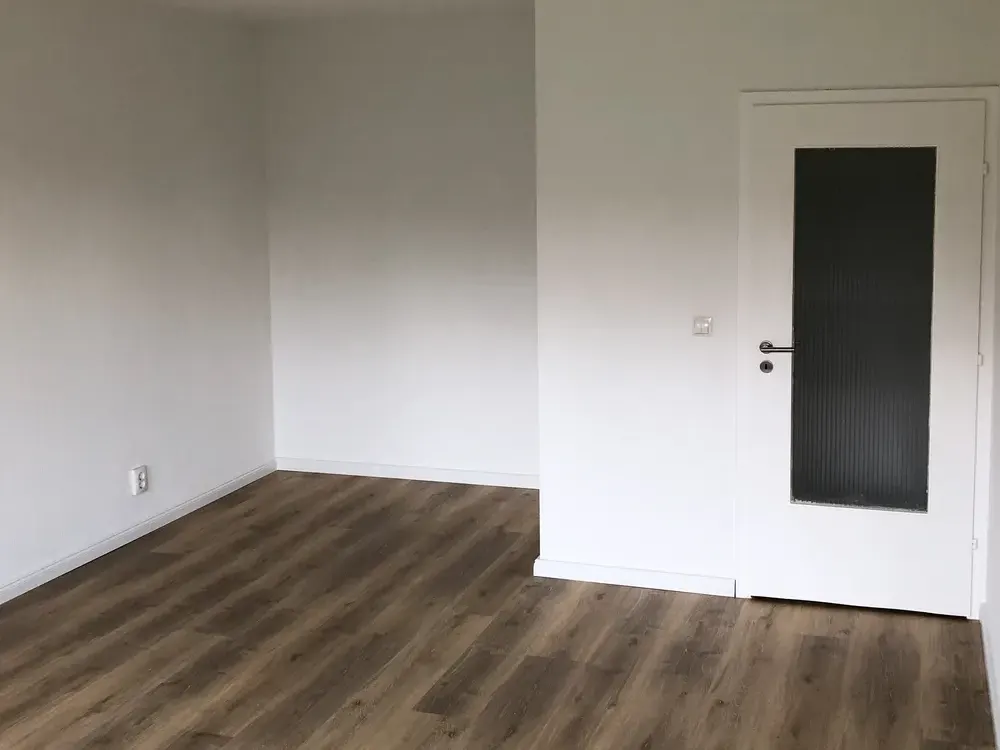 Attraktive 1-Zimmer-Wohnung mit Balkon und Einbauküche in Seevetal