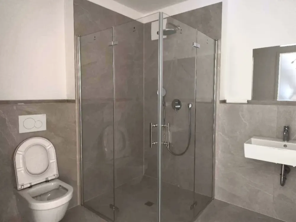 NEUBAU: Teilmöbelierte Wohnung im Gebiet Köln-Bayenthal - Ein Zimmerwohnung -