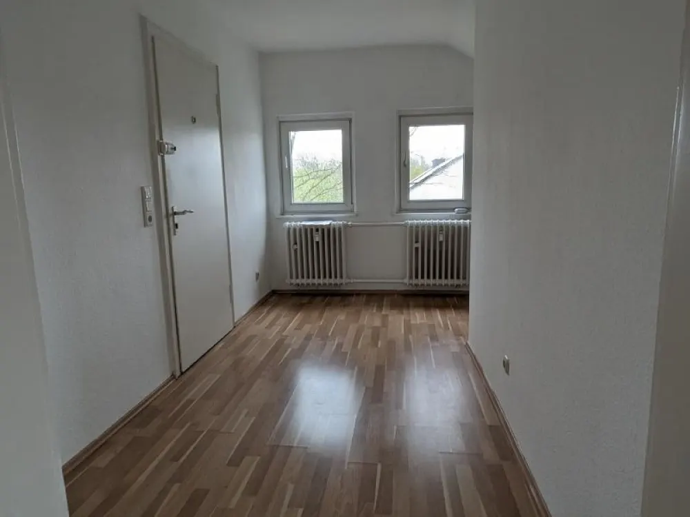WILLKOMMEN! Top sanierte Singlewohnung! Garten! PKW-Stellplatz