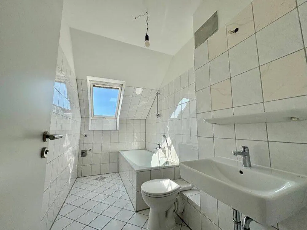 Bezugsfertige 2-Zimmer-Wohnung mit viel Tageslicht