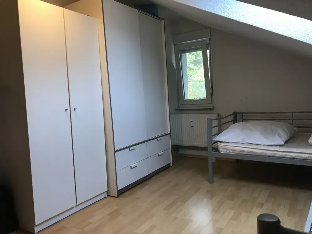 Wohnung für Monteure in Stuttgart-Hedelfingen