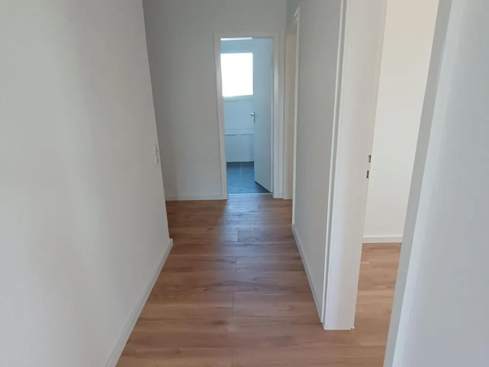 3 Zimmer Wohnung (78m²) mit Balkon - frisch renoviert