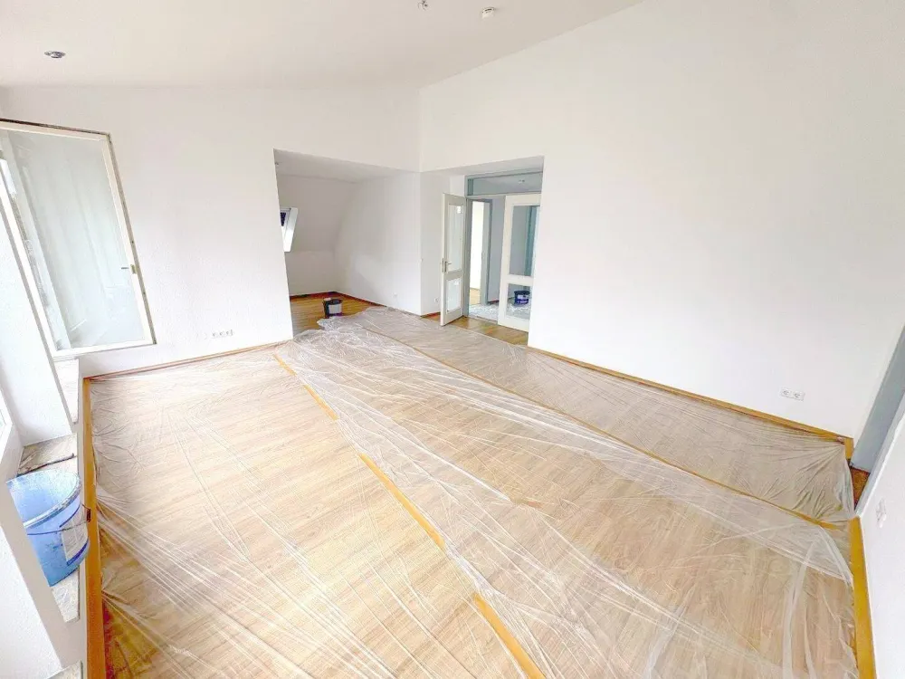 Optimales Familienparadies: zwei Bäder, EBK, Dachterrasse & Hauswirtschaftsraum!