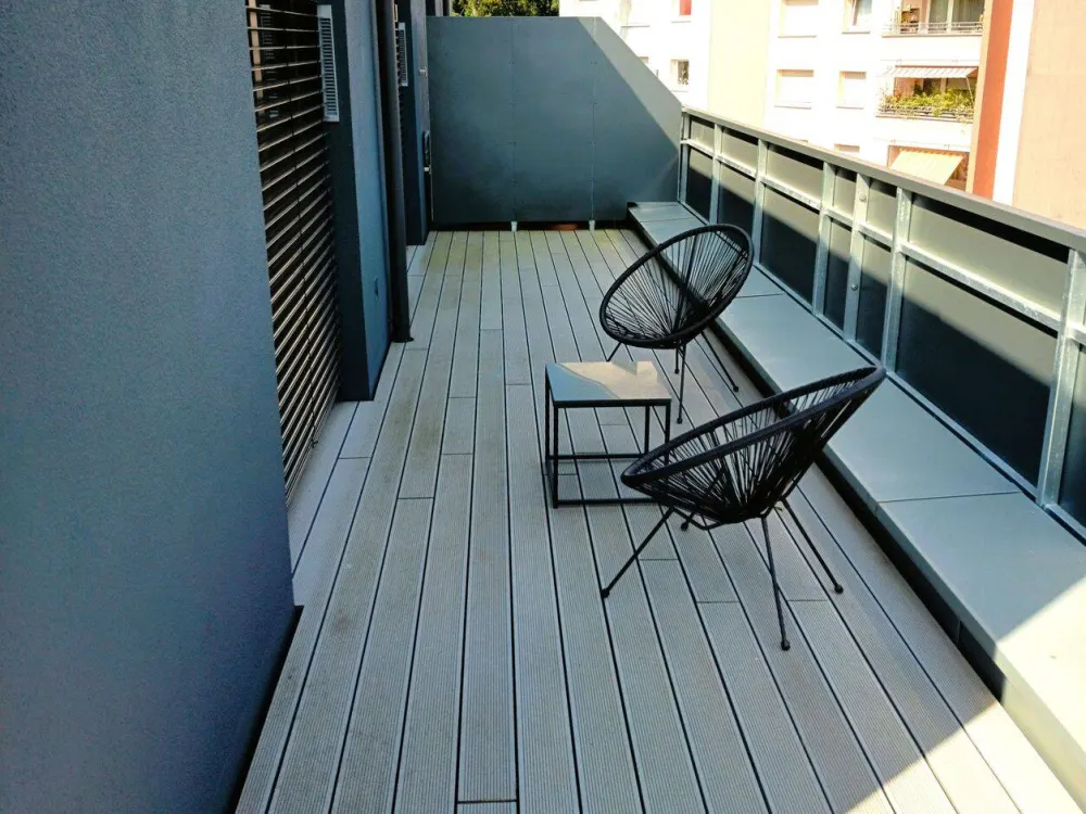 Neubau Penthouse-Wohnung mit Megaterrasse 120 qm