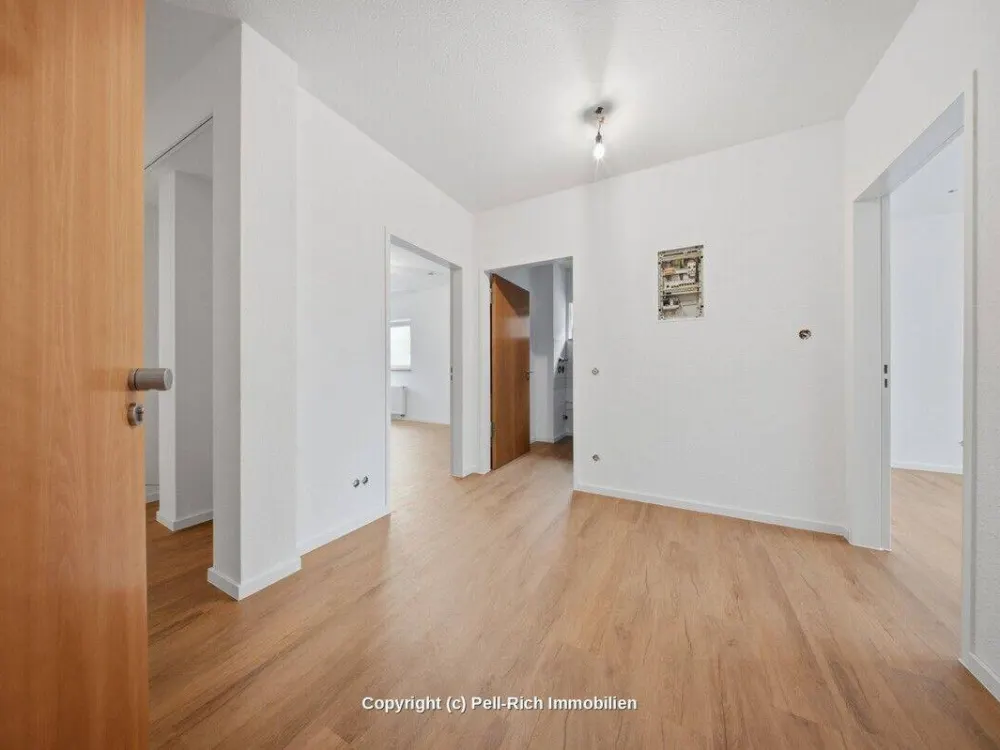 SENIORENWOHNEN: Helle 2-Zimmer-Wohnung mit Aufzug & neuer Einbauküche in der Oststadt zur Miete