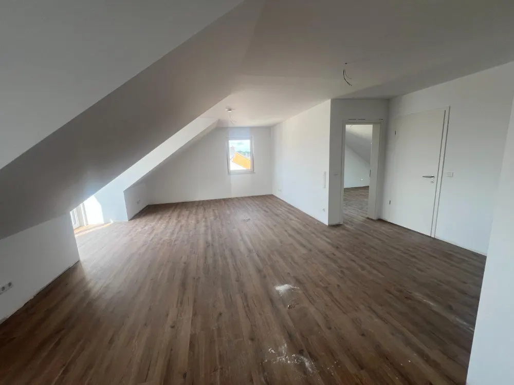 Exclusive 2-Room Apartment with Balcony First Occupancy
