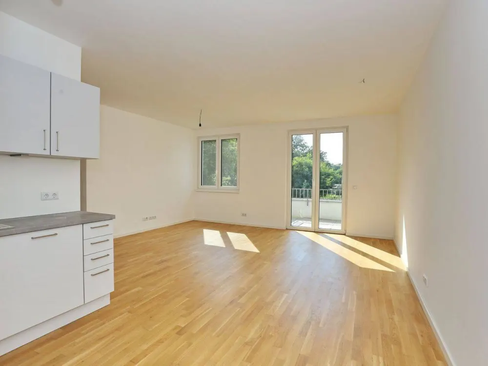 Dämeritzer Ufer - 2 Zimmer mit EBK, Parkett und Gartenanteil
