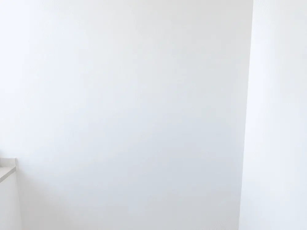 2 Zimmer, renoviert mit neuer Küche, ideal für Paare und 2er-WGs