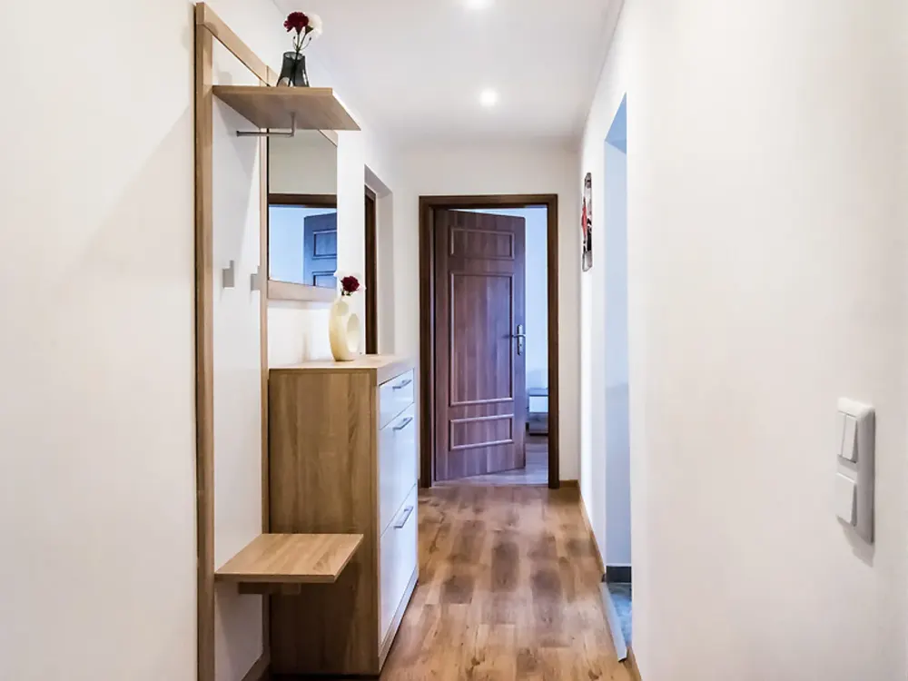 Speziell für StudieGemütlich renovierte, teilmöblierte 3-Zimmer-Wohnung ++Balkon++Parkplatz++Zentrum