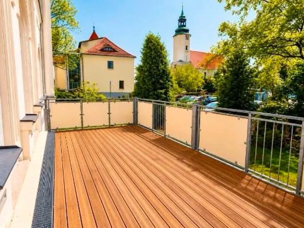Exklusive 4- Raum Wohnung mit großer Terrasse