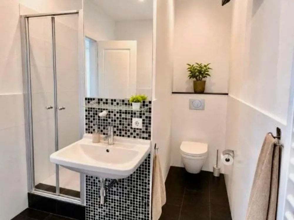 Exklusive 4- Raum Wohnung mit großer Terrasse